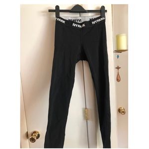 Ivy Park women’s leggings size S